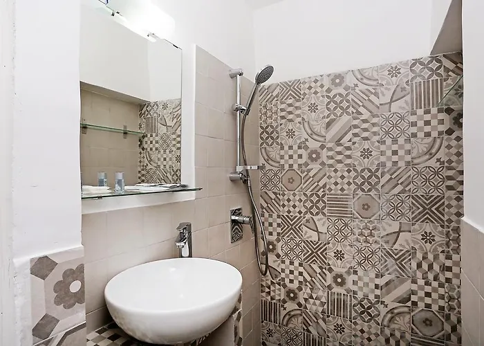Tatil Evi Cortile Banchi Vecchi *